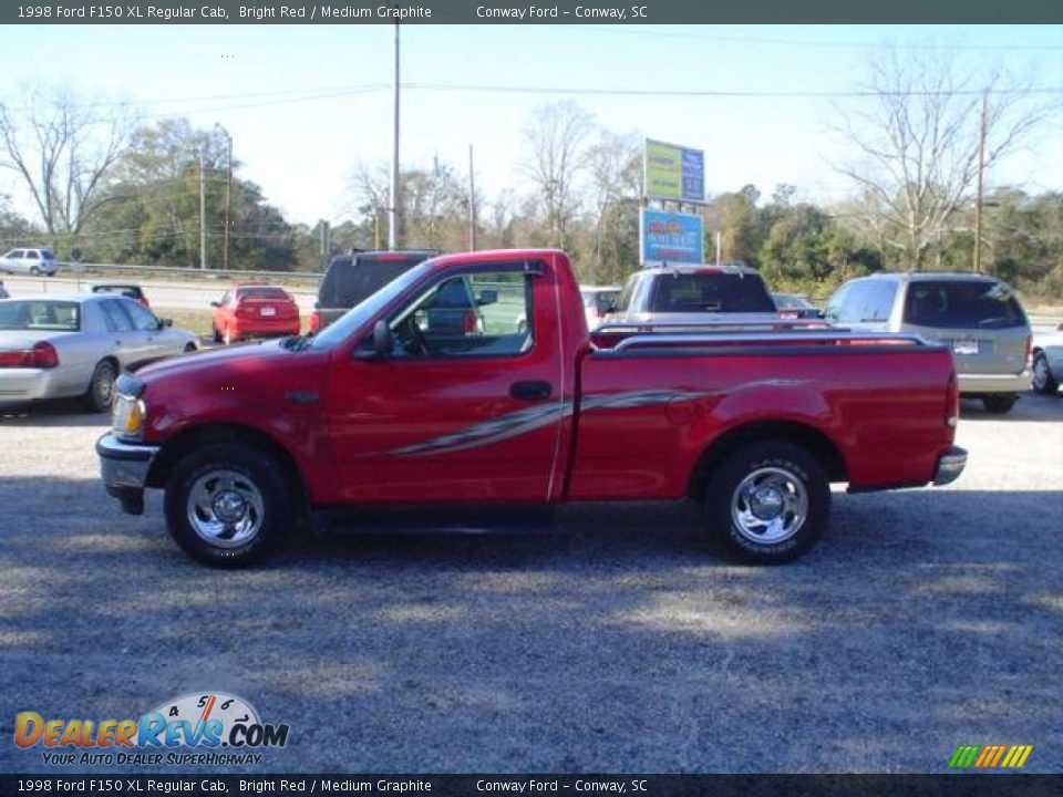 1998 Ford F150 XL Regular Cab Bright Red / Medium Graphite Photo #8
