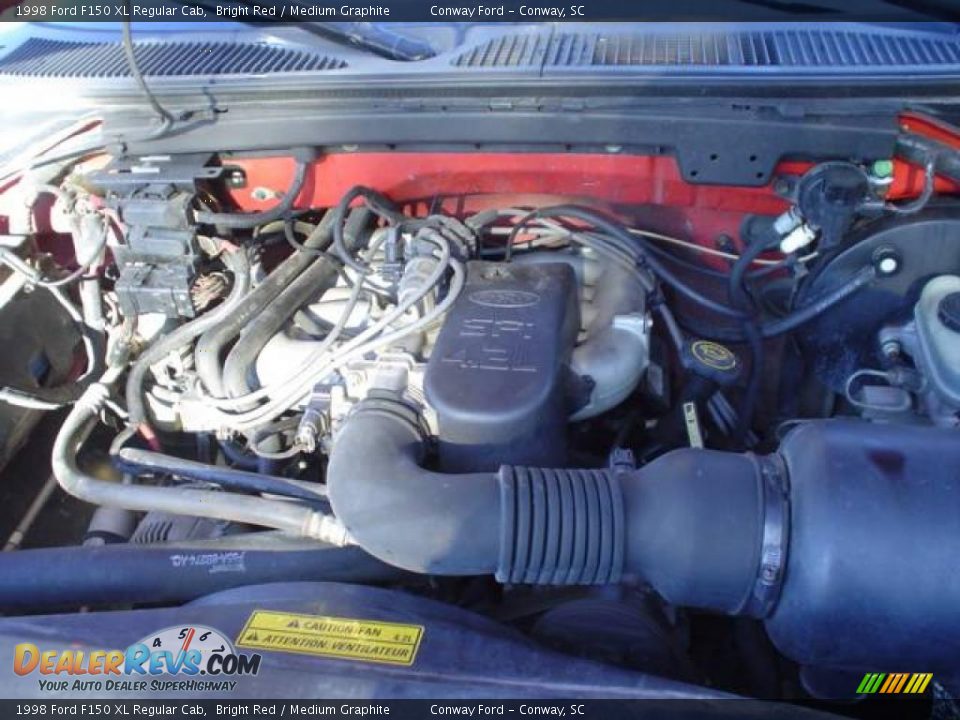 1998 Ford F150 XL Regular Cab Bright Red / Medium Graphite Photo #12