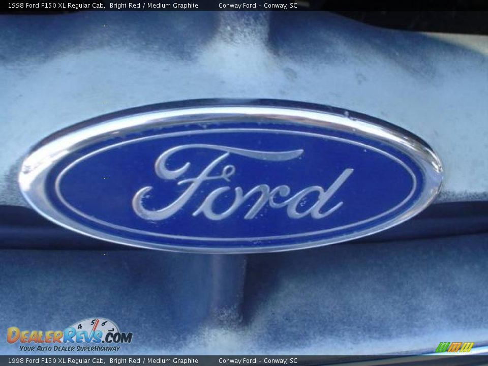 1998 Ford F150 XL Regular Cab Bright Red / Medium Graphite Photo #13