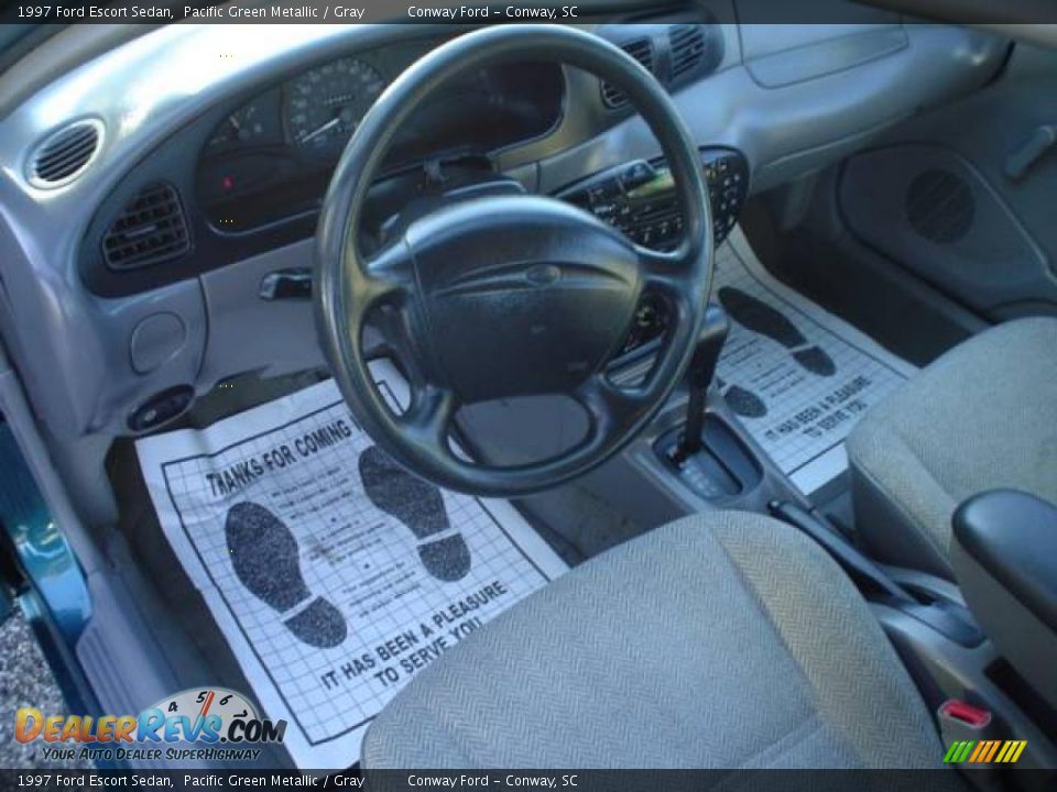 1997 Ford Escort Sedan Pacific Green Metallic / Gray Photo #20
