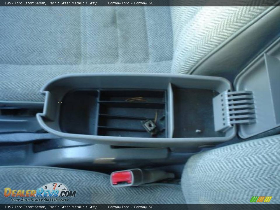 1997 Ford Escort Sedan Pacific Green Metallic / Gray Photo #22