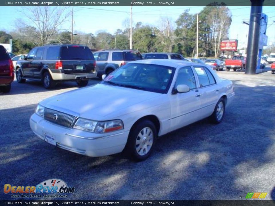 2004 Mercury Grand Marquis LS Vibrant White / Medium Parchment Photo #1