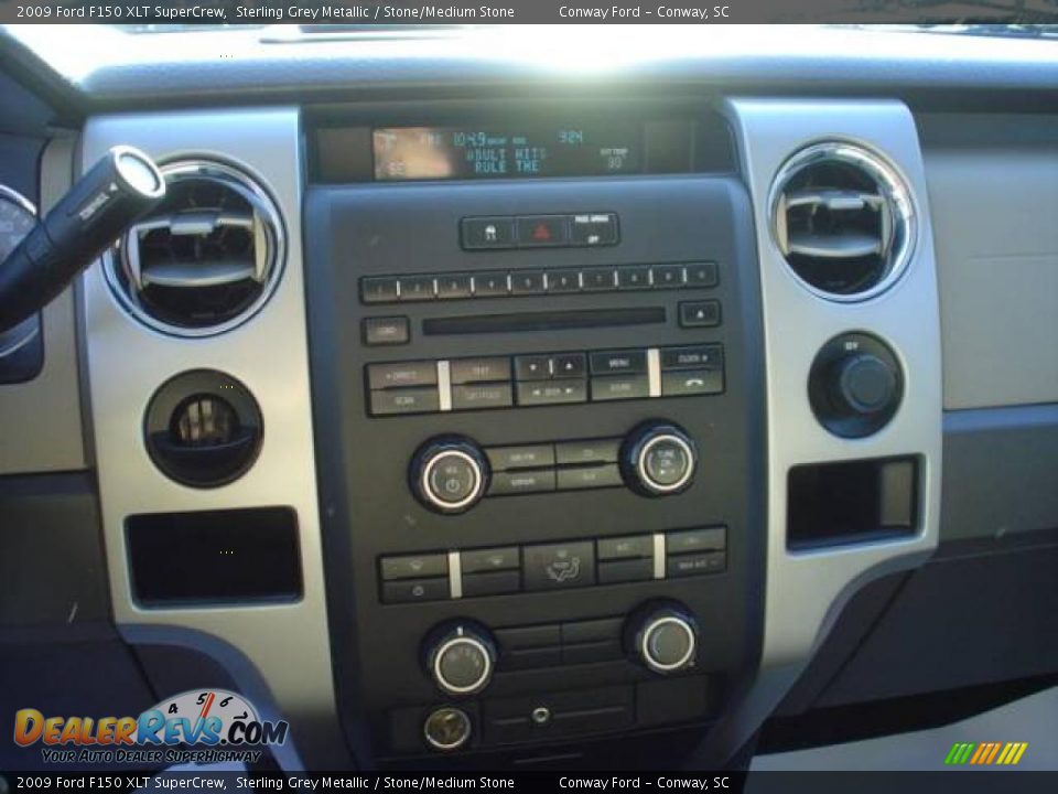 2009 Ford F150 XLT SuperCrew Sterling Grey Metallic / Stone/Medium Stone Photo #24