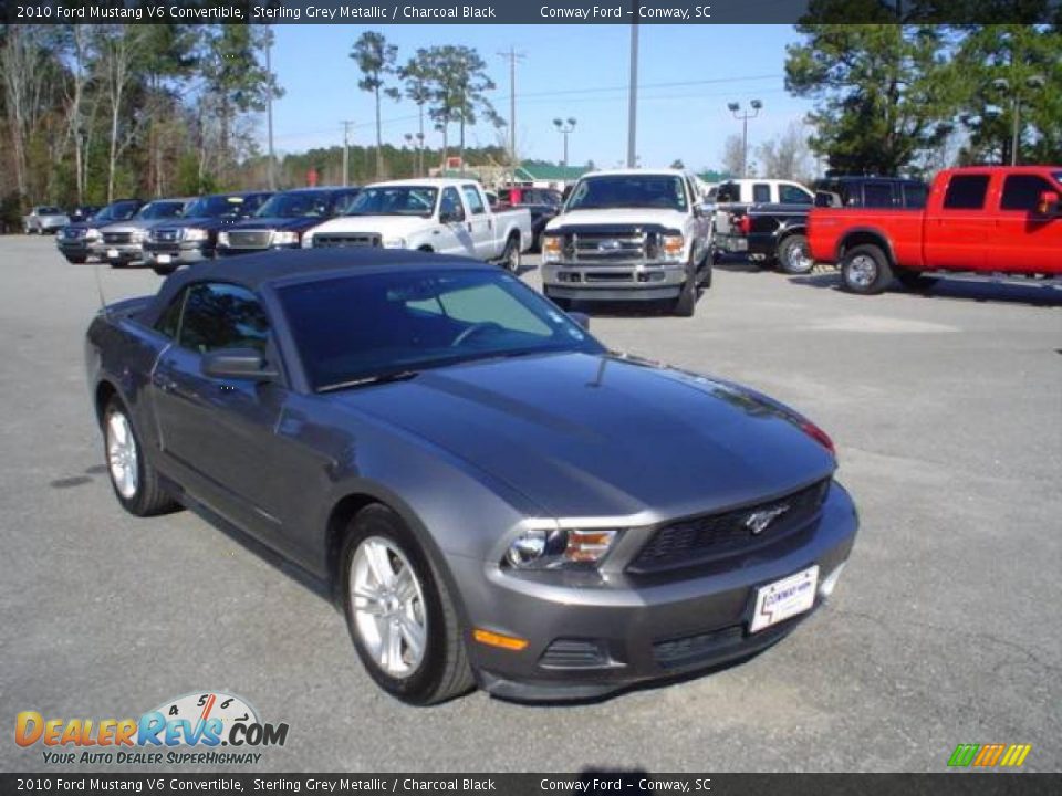 2010 Ford Mustang V6 Convertible Sterling Grey Metallic / Charcoal Black Photo #3