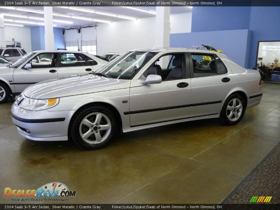 2004 Saab 9-5 Arc Sedan Silver Metallic / Granite Gray Photo #2