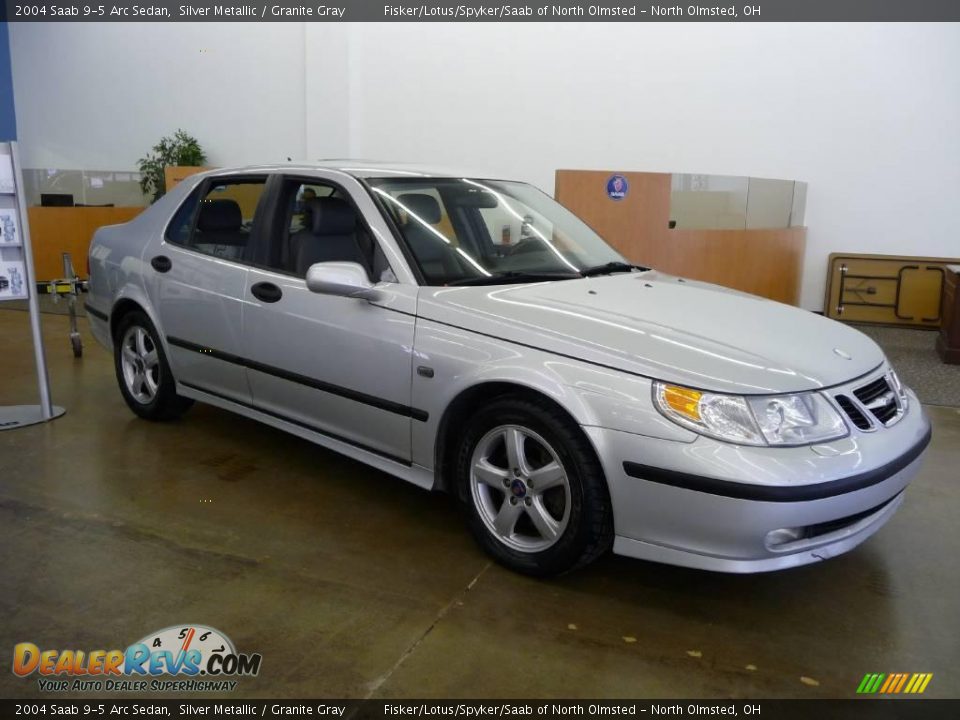 2004 Saab 9-5 Arc Sedan Silver Metallic / Granite Gray Photo #4