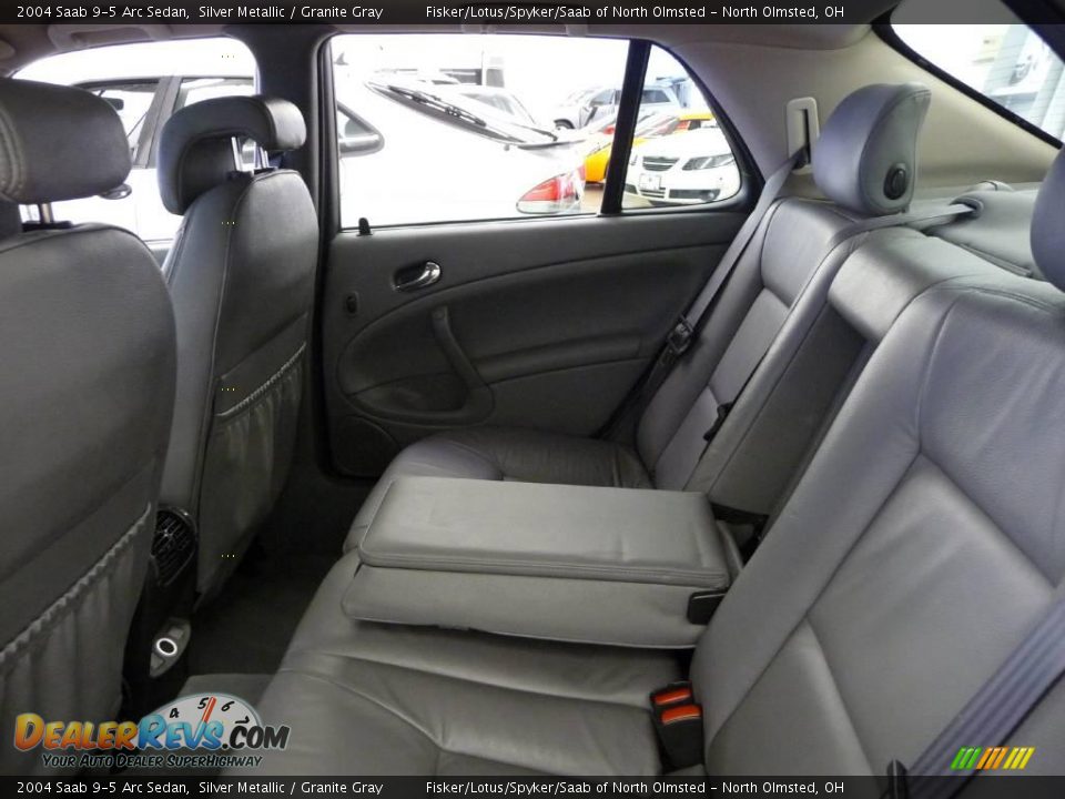 2004 Saab 9-5 Arc Sedan Silver Metallic / Granite Gray Photo #18