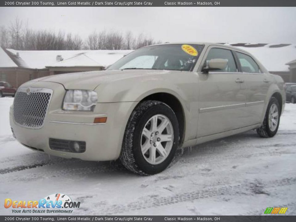 2006 Chrysler 300 Touring Linen Gold Metallic / Dark Slate Gray/Light Slate Gray Photo #1