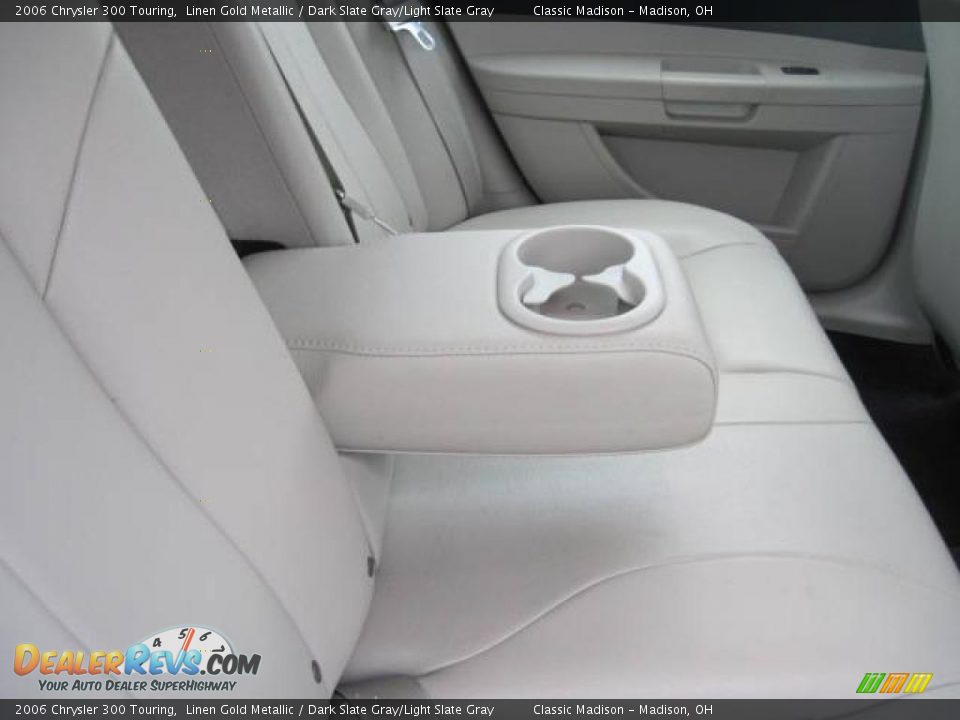 2006 Chrysler 300 Touring Linen Gold Metallic / Dark Slate Gray/Light Slate Gray Photo #21