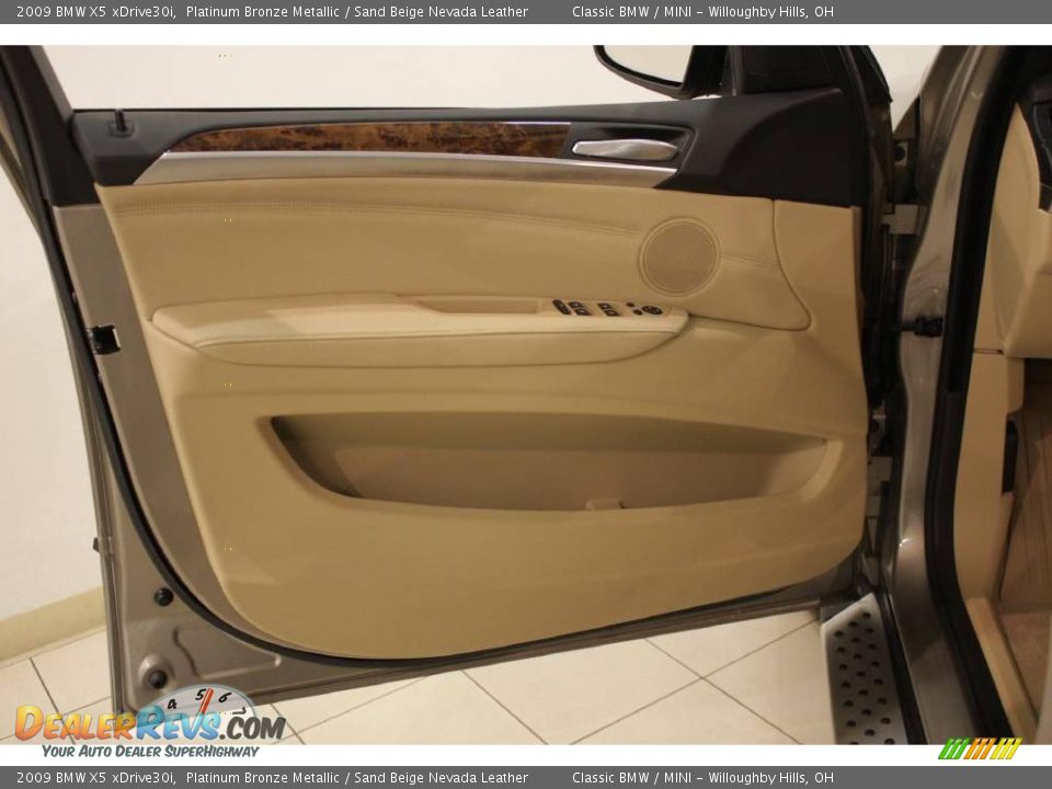 2009 BMW X5 xDrive30i Platinum Bronze Metallic / Sand Beige Nevada Leather Photo #8