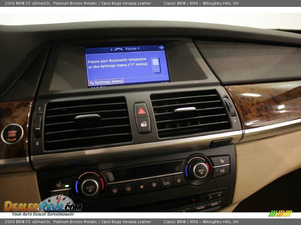 2009 BMW X5 xDrive30i Platinum Bronze Metallic / Sand Beige Nevada Leather Photo #15