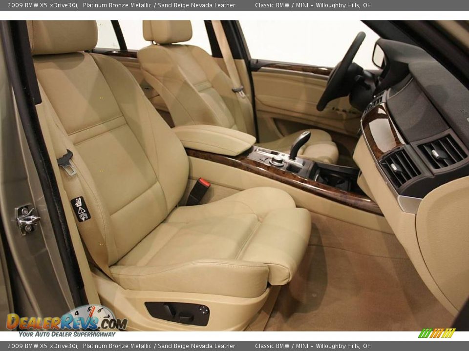 2009 BMW X5 xDrive30i Platinum Bronze Metallic / Sand Beige Nevada Leather Photo #21