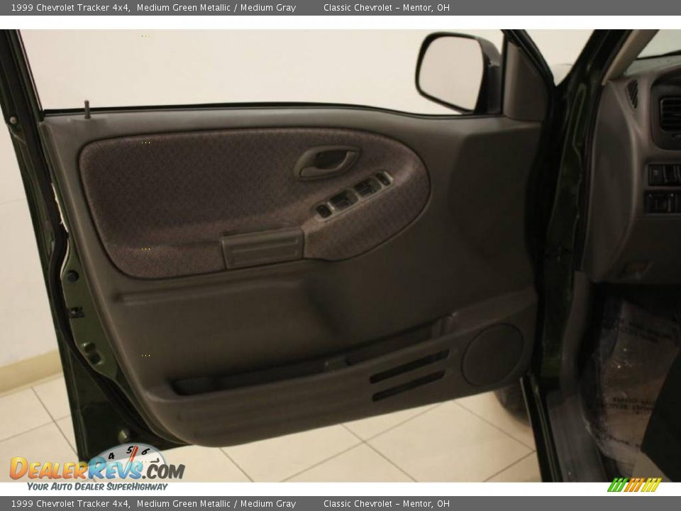 1999 Chevrolet Tracker 4x4 Medium Green Metallic / Medium Gray Photo #8