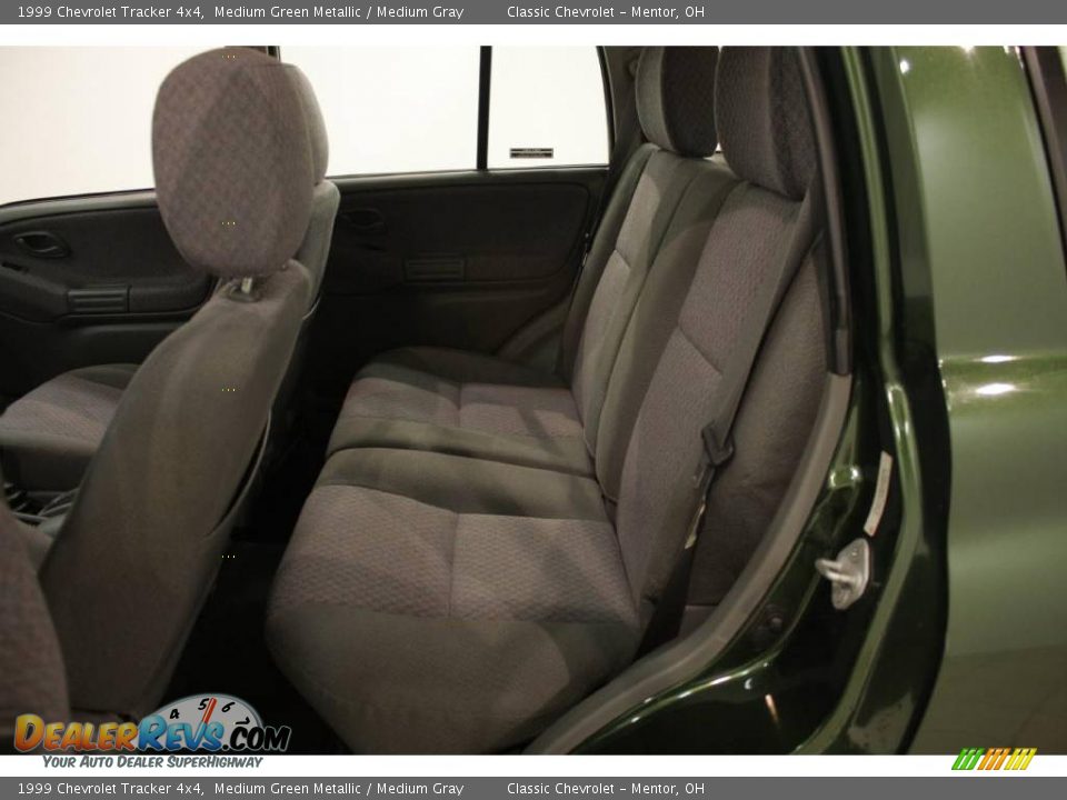 1999 Chevrolet Tracker 4x4 Medium Green Metallic / Medium Gray Photo #16