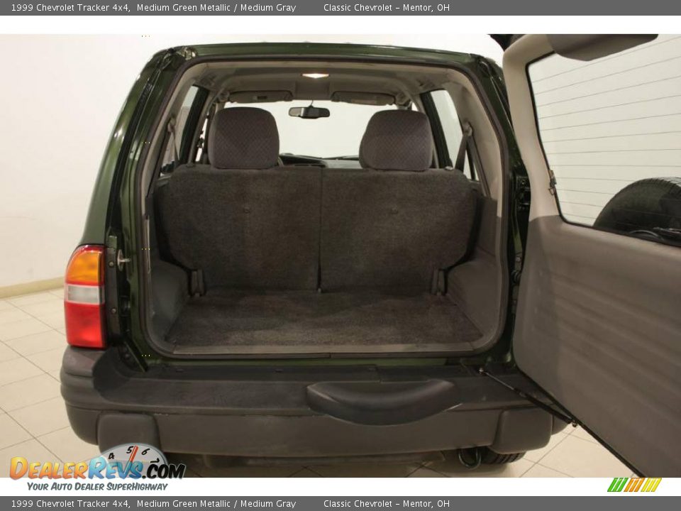 1999 Chevrolet Tracker 4x4 Medium Green Metallic / Medium Gray Photo #18