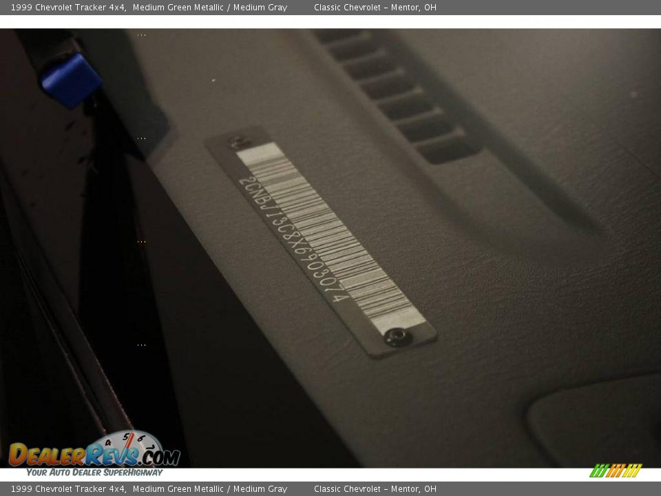 1999 Chevrolet Tracker 4x4 Medium Green Metallic / Medium Gray Photo #21