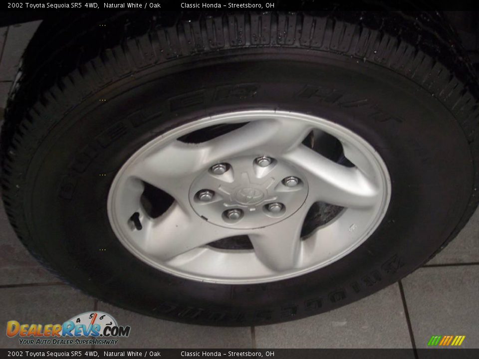 2002 Toyota Sequoia SR5 4WD Natural White / Oak Photo #9