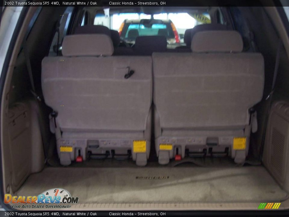 2002 Toyota Sequoia SR5 4WD Natural White / Oak Photo #10