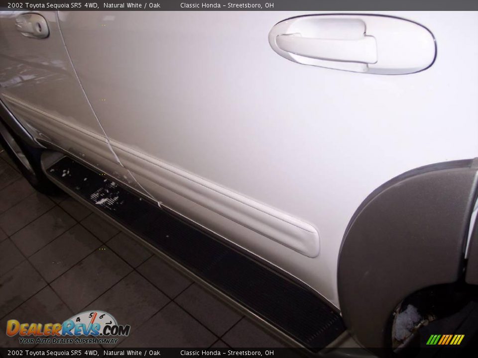 2002 Toyota Sequoia SR5 4WD Natural White / Oak Photo #11
