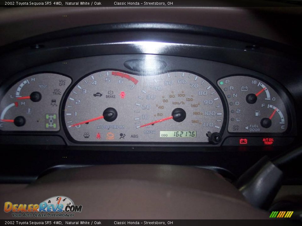 2002 Toyota Sequoia SR5 4WD Natural White / Oak Photo #15