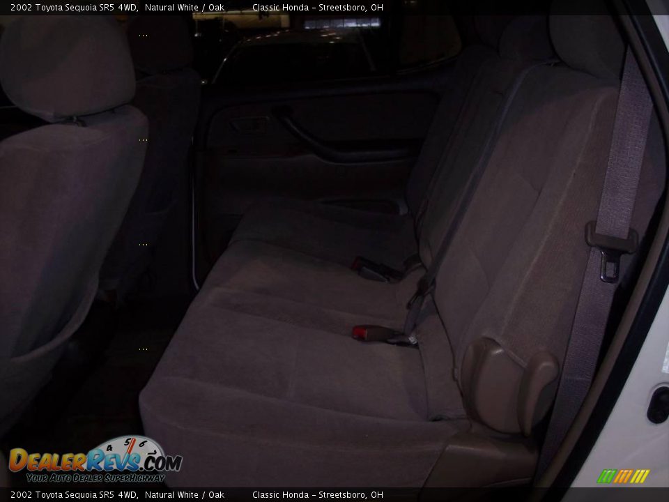 2002 Toyota Sequoia SR5 4WD Natural White / Oak Photo #20