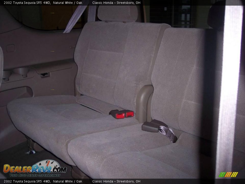 2002 Toyota Sequoia SR5 4WD Natural White / Oak Photo #21