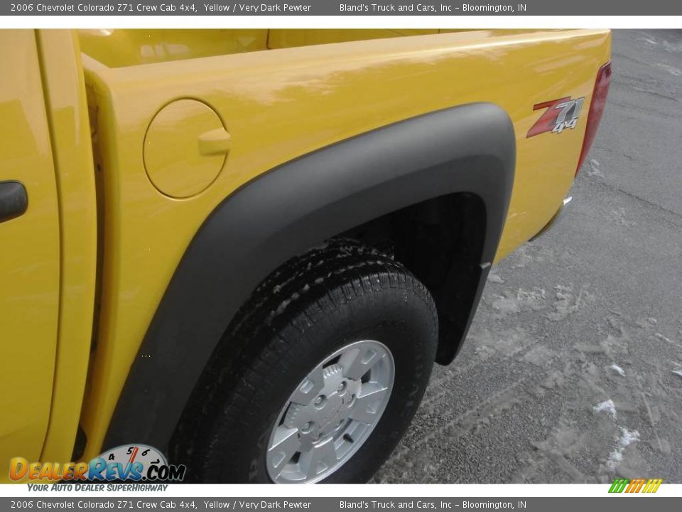 2006 Chevrolet Colorado Z71 Crew Cab 4x4 Yellow / Very Dark Pewter Photo #16