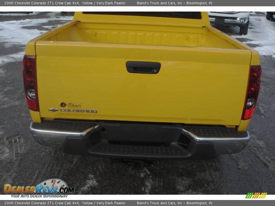 2006 Chevrolet Colorado Z71 Crew Cab 4x4 Yellow / Very Dark Pewter Photo #18
