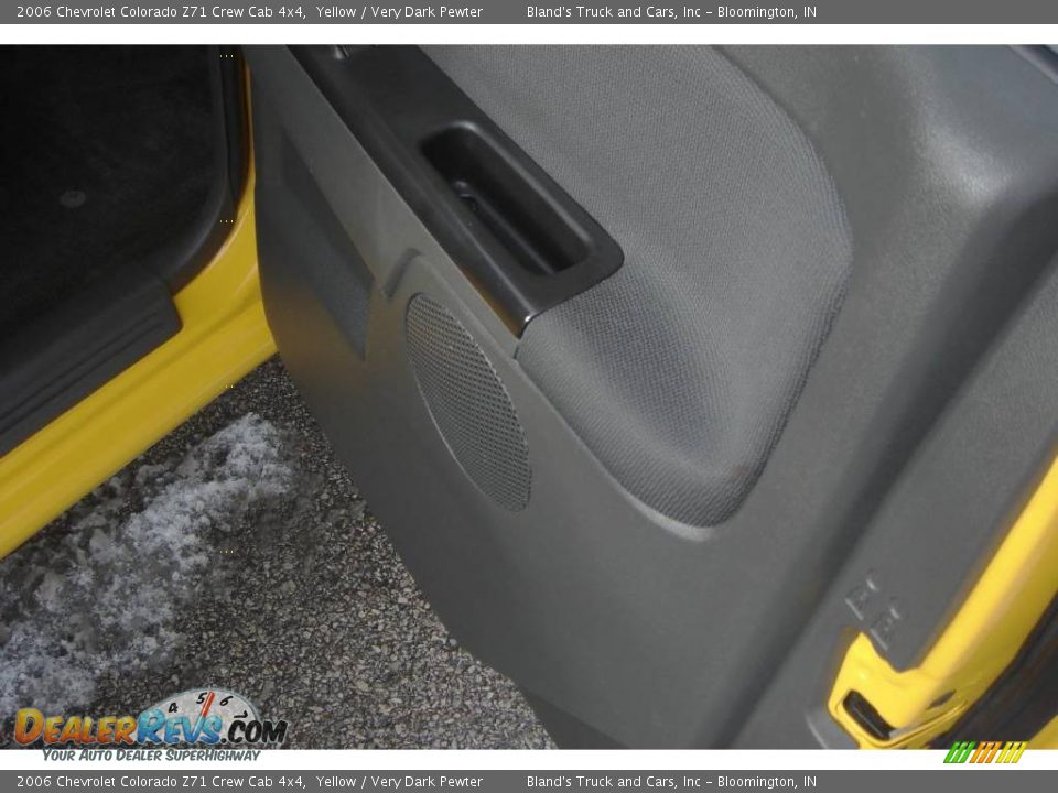 2006 Chevrolet Colorado Z71 Crew Cab 4x4 Yellow / Very Dark Pewter Photo #36