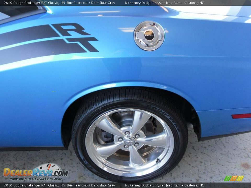 2010 Dodge Challenger R/T Classic B5 Blue Pearlcoat / Dark Slate Gray Photo #21