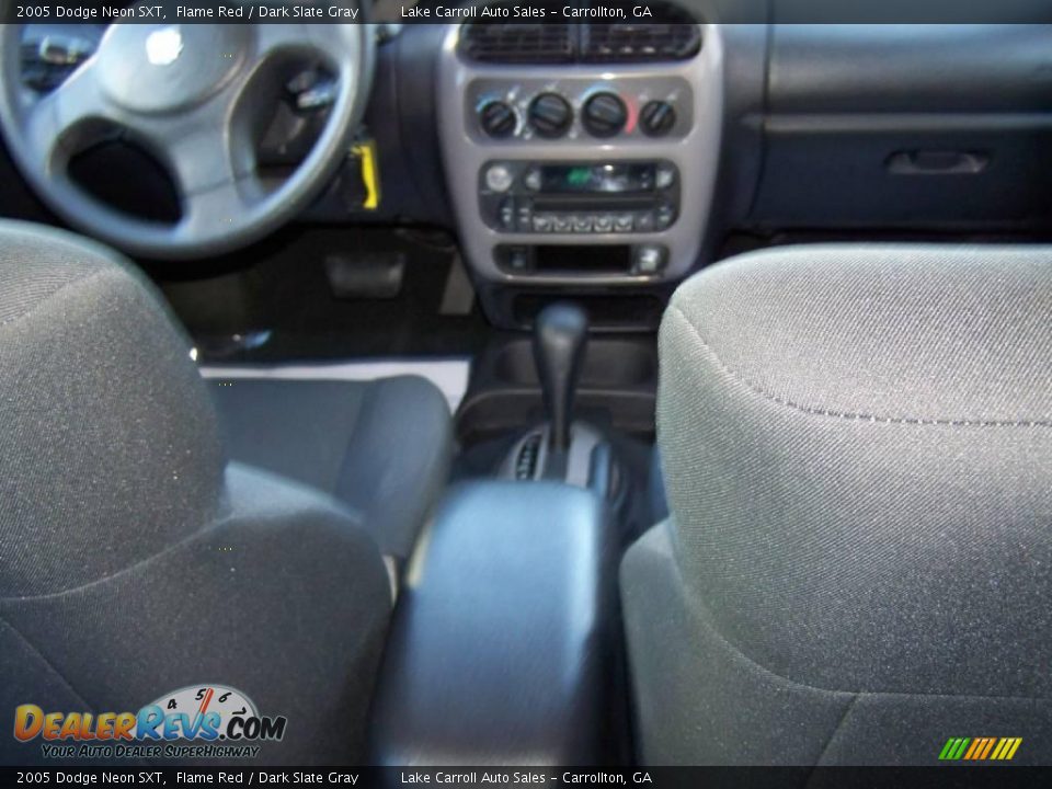 2005 Dodge Neon SXT Flame Red / Dark Slate Gray Photo #19