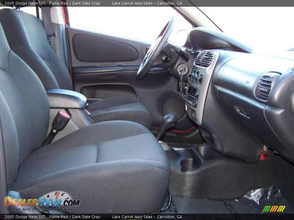 2005 Dodge Neon SXT Flame Red / Dark Slate Gray Photo #24