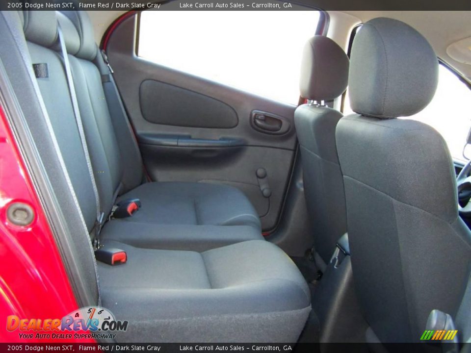2005 Dodge Neon SXT Flame Red / Dark Slate Gray Photo #26