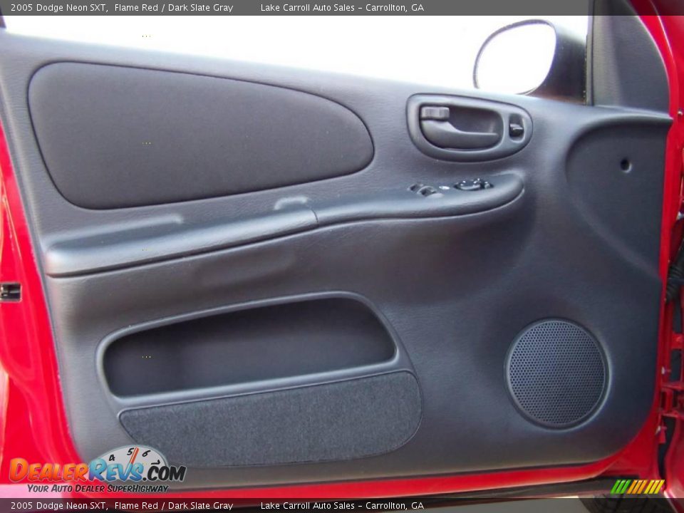 2005 Dodge Neon SXT Flame Red / Dark Slate Gray Photo #27