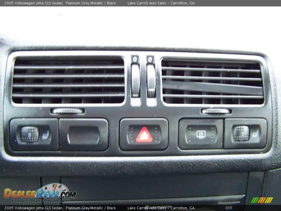 2005 Volkswagen Jetta GLS Sedan Platinum Grey Metallic / Black Photo #19