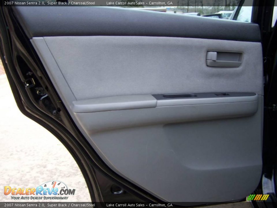 2007 Nissan Sentra 2.0 Super Black / Charcoal/Steel Photo #31