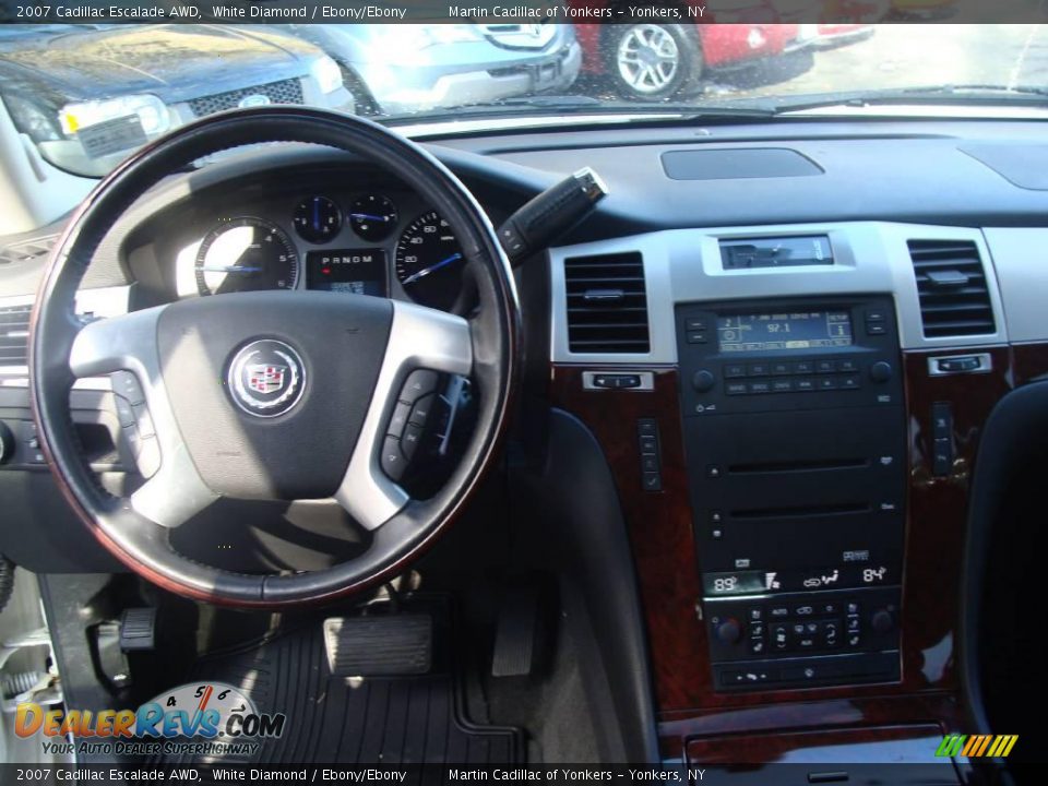 2007 Cadillac Escalade AWD White Diamond / Ebony/Ebony Photo #18