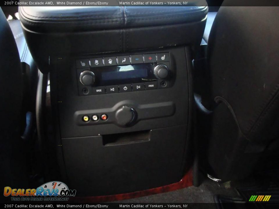 2007 Cadillac Escalade AWD White Diamond / Ebony/Ebony Photo #21