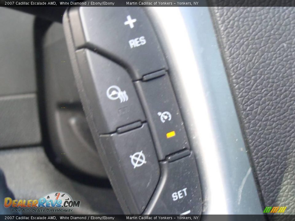 2007 Cadillac Escalade AWD White Diamond / Ebony/Ebony Photo #25