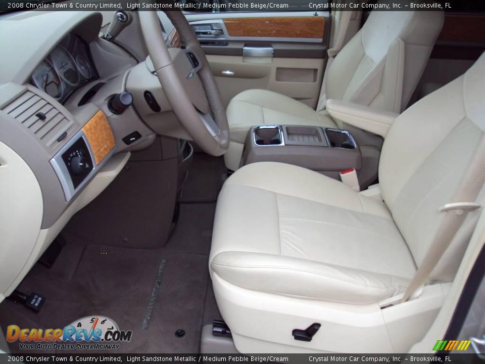 2008 Chrysler Town & Country Limited Light Sandstone Metallic / Medium Pebble Beige/Cream Photo #4