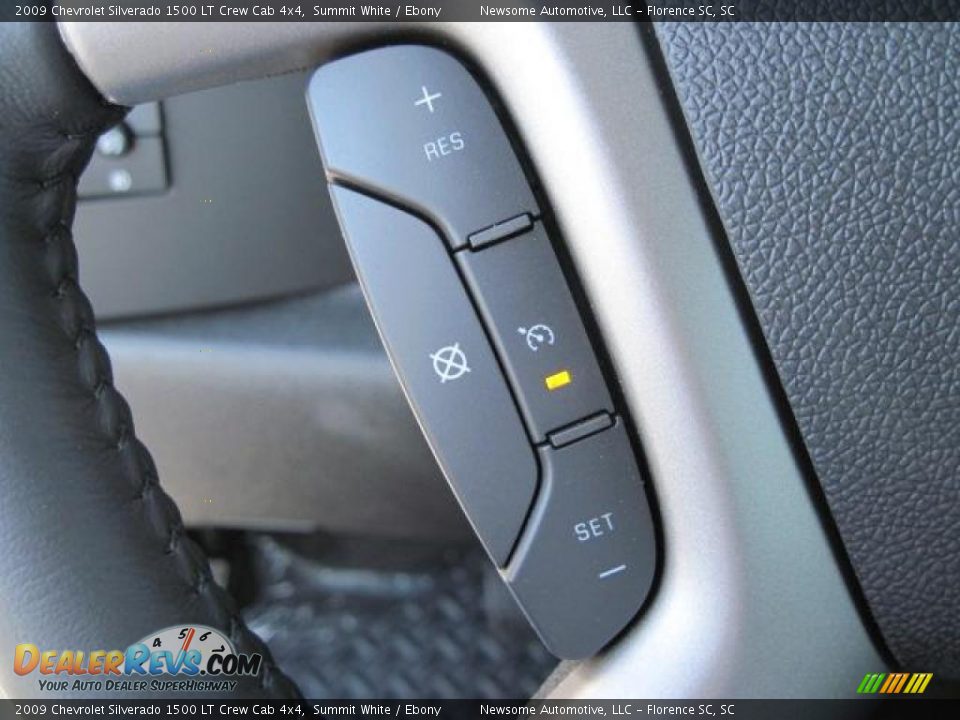 2009 Chevrolet Silverado 1500 LT Crew Cab 4x4 Summit White / Ebony Photo #8