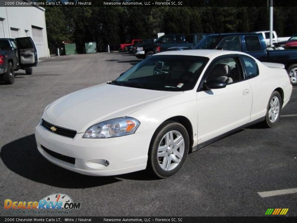 2006 Chevrolet Monte Carlo LT White / Neutral Photo #3