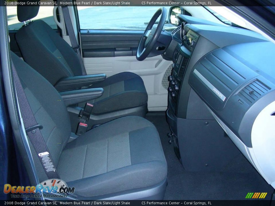 2008 Dodge Grand Caravan SE Modern Blue Pearl / Dark Slate/Light Shale Photo #12
