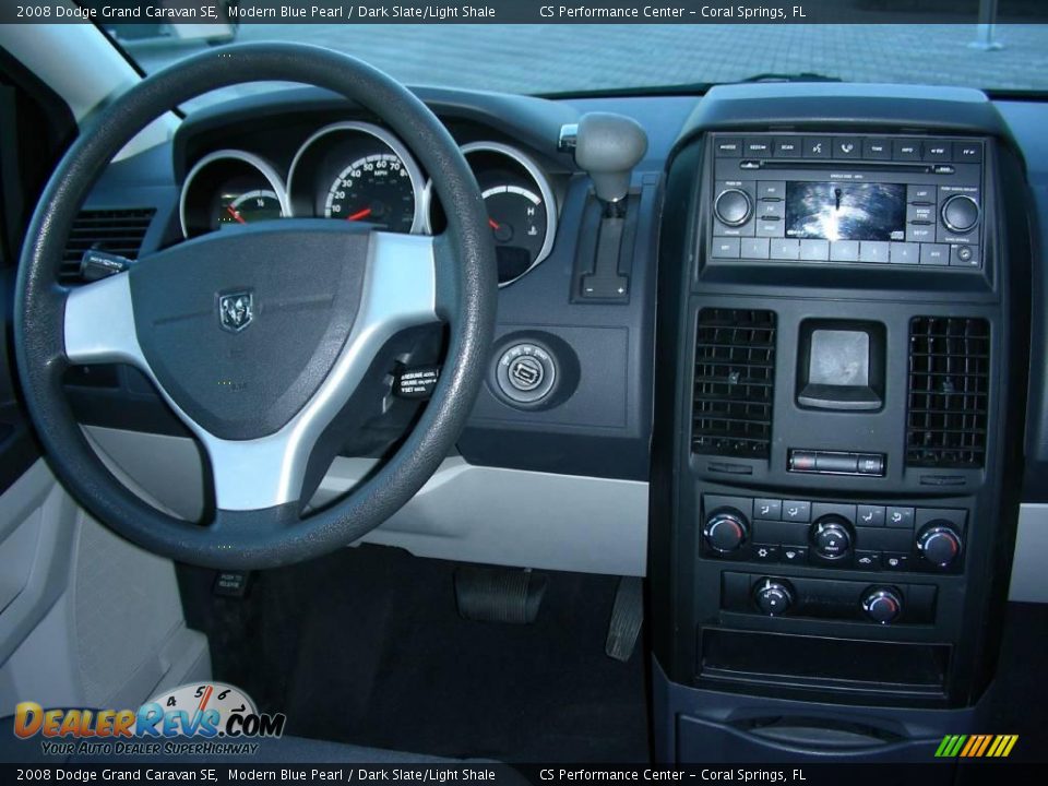 2008 Dodge Grand Caravan SE Modern Blue Pearl / Dark Slate/Light Shale Photo #17