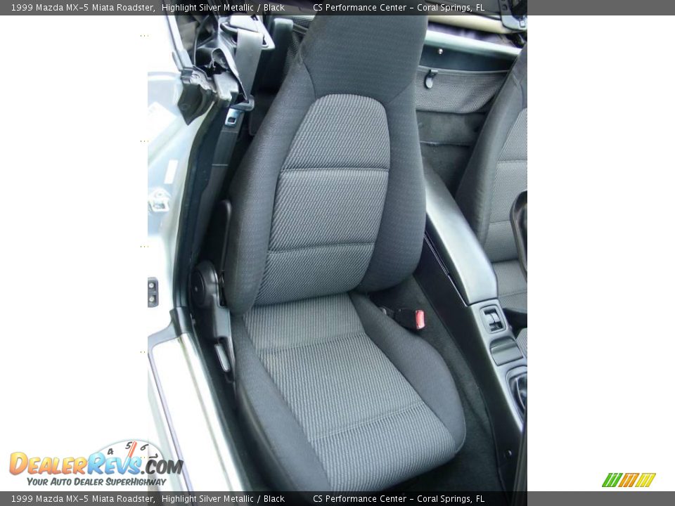1999 Mazda MX-5 Miata Roadster Highlight Silver Metallic / Black Photo #13