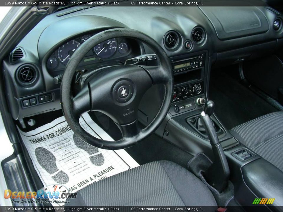1999 Mazda MX-5 Miata Roadster Highlight Silver Metallic / Black Photo #16