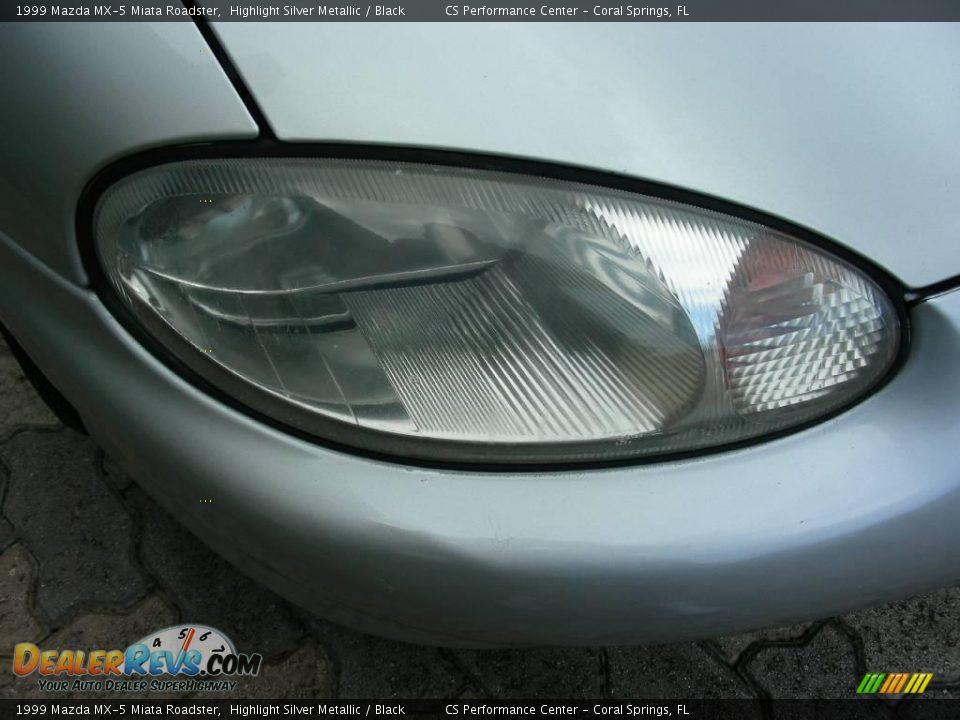 1999 Mazda MX-5 Miata Roadster Highlight Silver Metallic / Black Photo #18