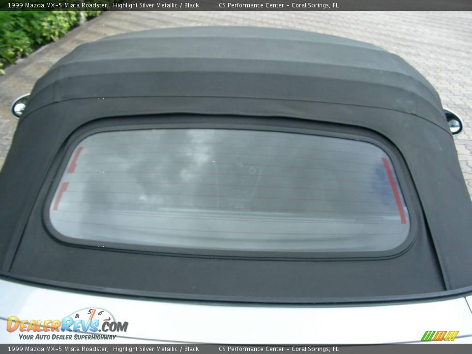 1999 Mazda MX-5 Miata Roadster Highlight Silver Metallic / Black Photo #20