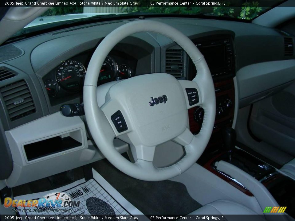 2005 Jeep Grand Cherokee Limited 4x4 Stone White / Medium Slate Gray Photo #17