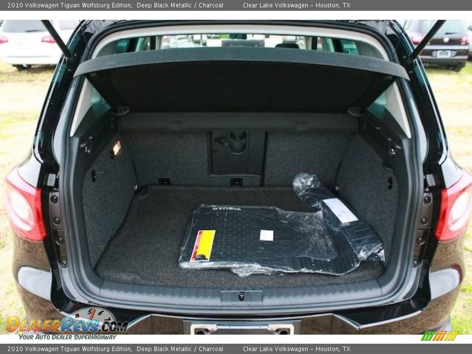2010 Volkswagen Tiguan Wolfsburg Edition Deep Black Metallic / Charcoal Photo #18
